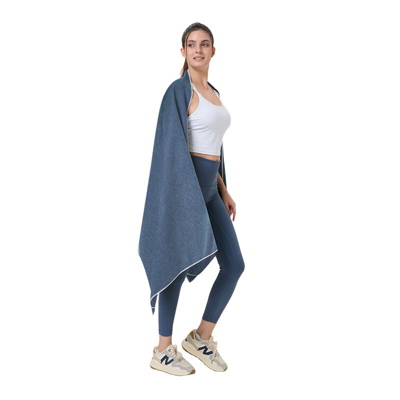 Mikroszálas sporttörölköző, 200 g, gyors száradás, hordozható, logónyomás elérhető