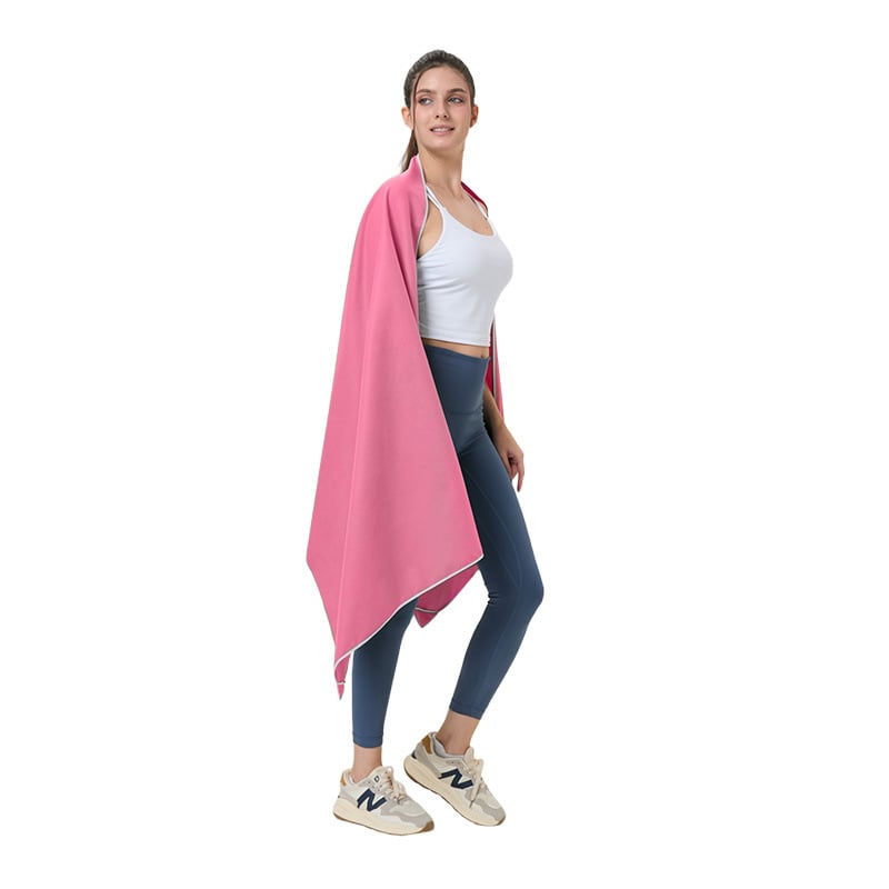 Mikroszálas sporttörölköző, 200 g, gyors száradás, hordozható, logónyomás elérhető