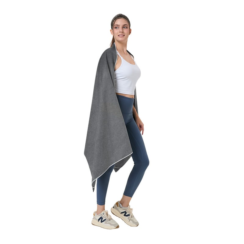 Mikroszálas sporttörölköző, 200 g, gyors száradás, hordozható, logónyomás elérhető