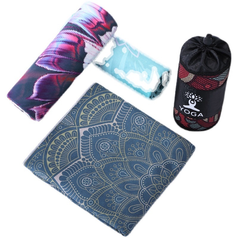 Jogos rankšluostis kilimėliui: neslidus, sugeria prakaitą, dvipusis fleece, skalbiamas mašinoje