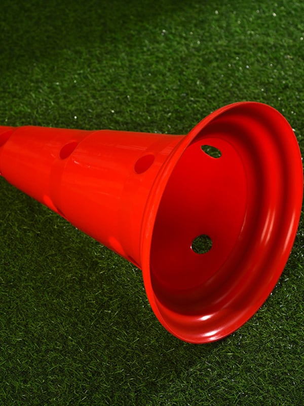 DXUAN Jalgpalli treeningu tõkked – PE materjal; treeningabivahendid; sobib jalgpalli harjutustele ja jõusaalivarustusele