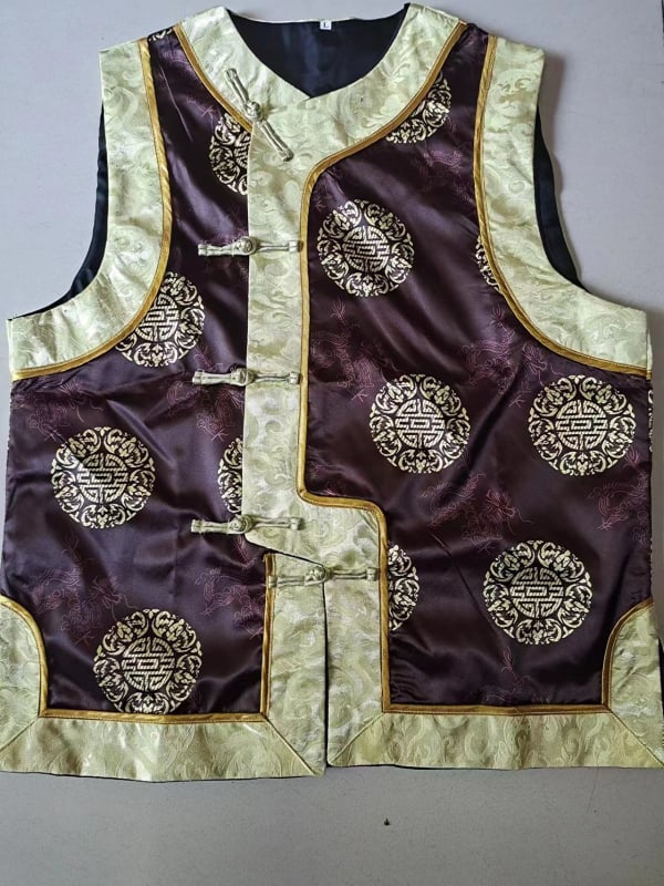 Мъжки безръкав жилет, прав крой, без яка, едноредков, четири сезона