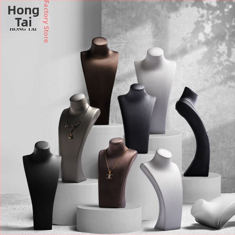 Stojan na šperky na náhrdelníky, PU koža, portrétový model, tlačené logo, prispôsobenie k dispozícii