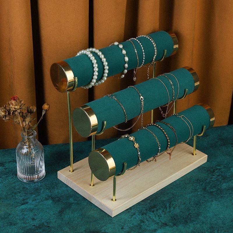 Stalak za izlaganje narukvica, cilindrični dizajn s tri razine, za nakit