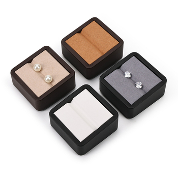 Pladanj za prikaz perli i kamenja | kožna površina, ploski dizajn, jednoslojna konstrukcija, vrhunska izrada