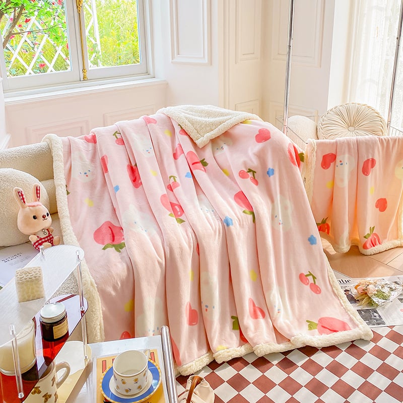 Piima villane pleed veluuriga, 300–500 g, animatsioon-joonistus muster ja taimed, sobib kõikidele aastaaegadele