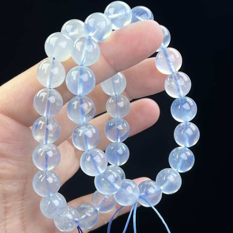 DIY гривна със аквамаринови мъниста – геометрична форма, полирани мъниста, женско бижу