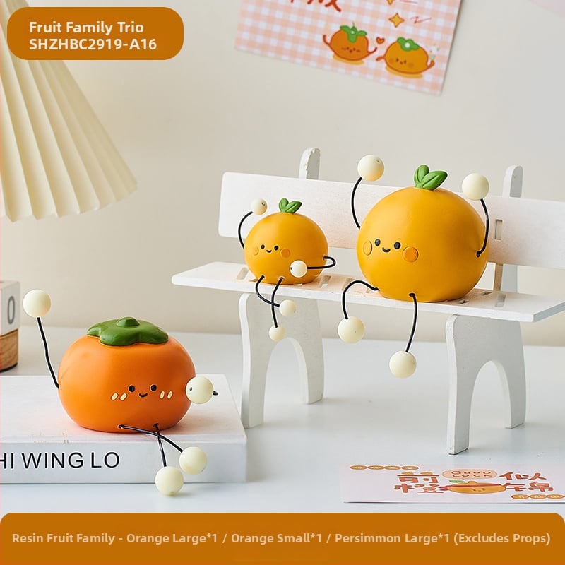 Μικρή διακοσμητική κούκλα από ρητίνη για οικιακό γραφείο — χαρακτική και λεία επεξεργασία, δώρο γενεθλίων