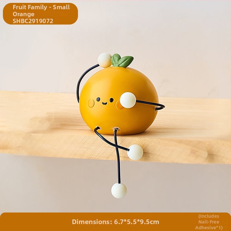 Μικρή διακοσμητική κούκλα από ρητίνη για οικιακό γραφείο — χαρακτική και λεία επεξεργασία, δώρο γενεθλίων