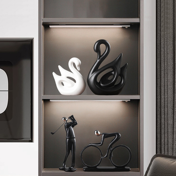 Αθλητικές φιγούρες — Δημιουργικός επιτραπέζιος διακοσμητής, μεταξωτό άνθος, καθολικό στυλ, δώρο γενεθλίων, επιχειρηματικό δώρο.