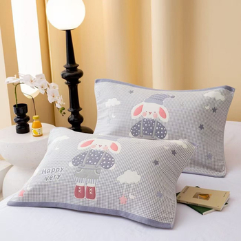 Két darab 100% pamut párnahuzat jacquard szövésű, négy réteg géz