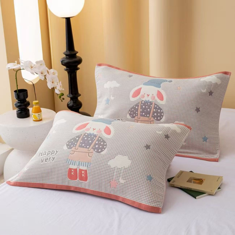 Két darab 100% pamut párnahuzat jacquard szövésű, négy réteg géz