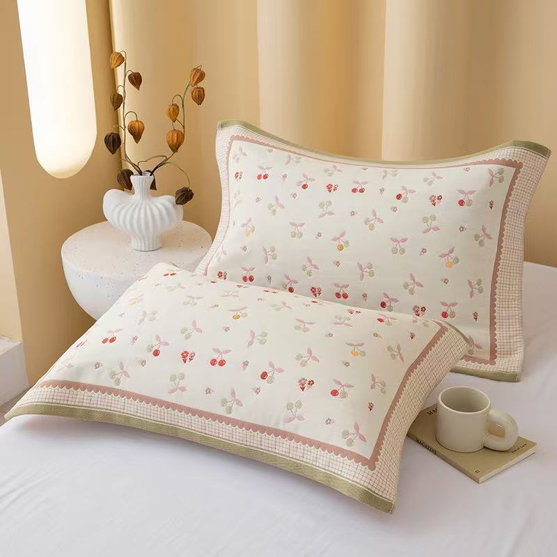 Két darab 100% pamut párnahuzat jacquard szövésű, négy réteg géz