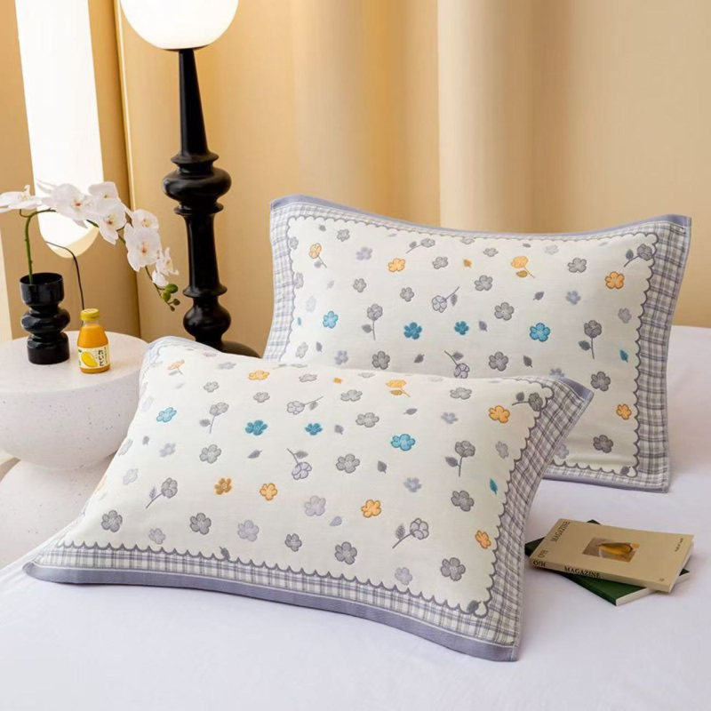 Két darab 100% pamut párnahuzat jacquard szövésű, négy réteg géz