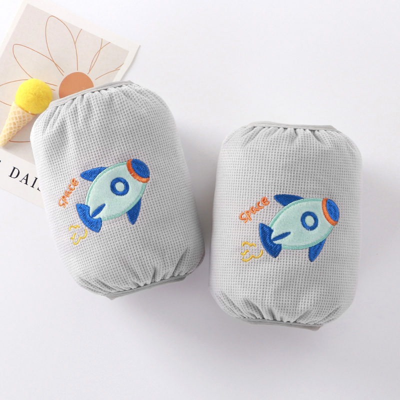 Vaikų rankų apsaugos nuo nešvarumų rudenį–žiemai, šiltos su animaciniu siuvinėjimu, vaflinio audinio