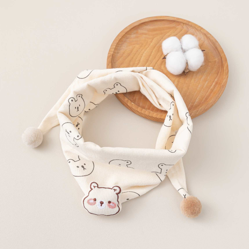 Bērnu kokvilnas trijstūra šalle, silta, ar multfilmas rakstu