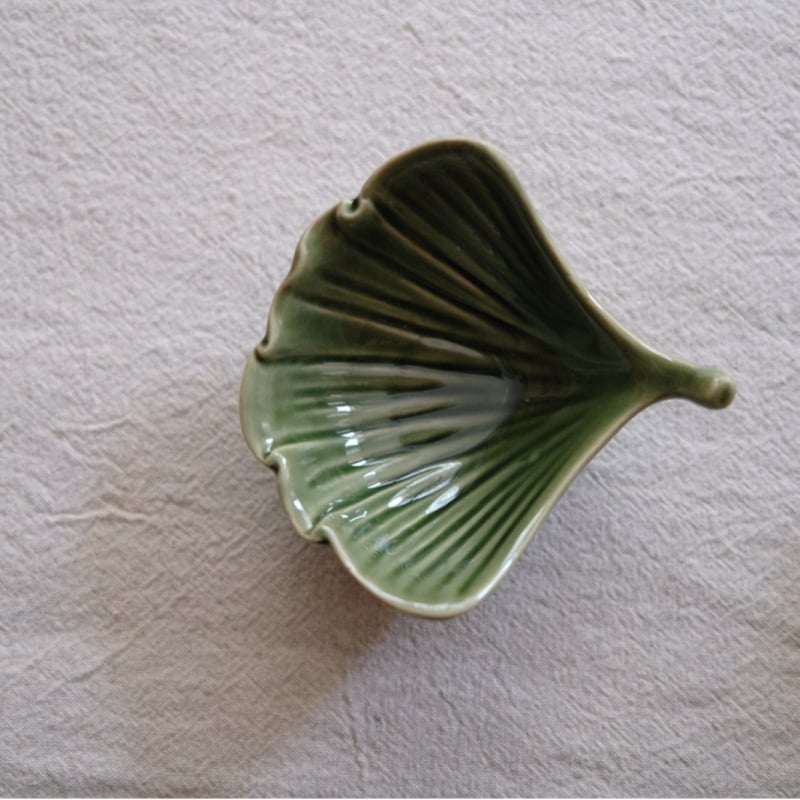 Kerámia levél alakú tányér, Szabálytalan forma, Egyszínű mintázat, Spr spray-festett felület