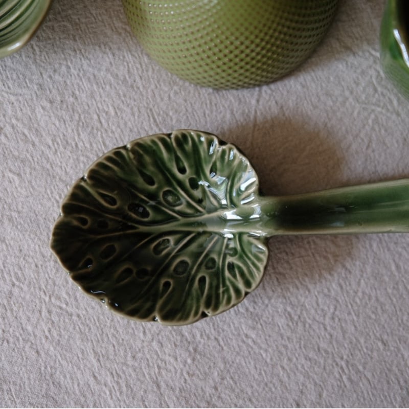 Kerámia levél alakú tányér, Szabálytalan forma, Egyszínű mintázat, Spr spray-festett felület