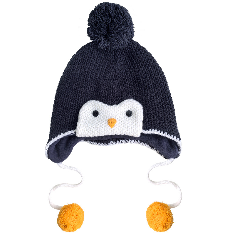 Dječja pletena kapa s zaštitom za uši, kupolasti oblik, dvostruka fleec podstava, šivanje sa šljokicama, akrilna vlakna, zima