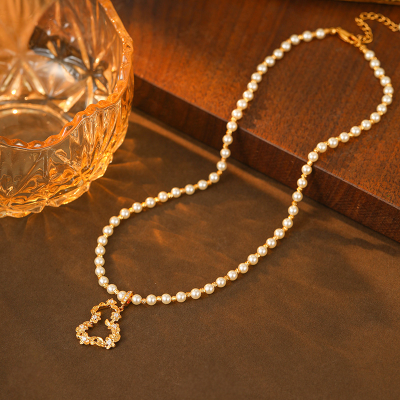 Colier cu perle, design geometric, cupru, lanț cu plăci răsucite, pandantiv din cupru, greutate 10 g