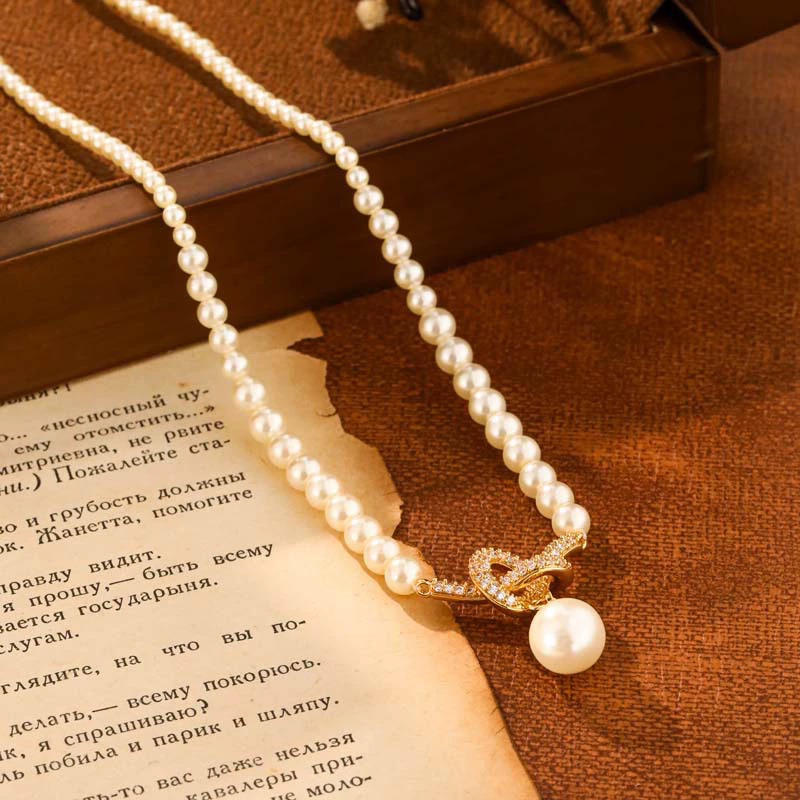 Colier cu perle, design geometric, cupru, lanț cu plăci răsucite, pandantiv din cupru, greutate 10 g