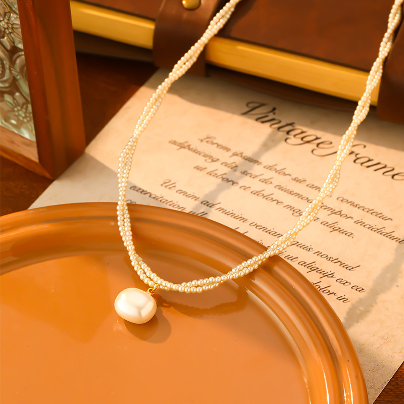 Colier cu perle, design geometric, cupru, lanț cu plăci răsucite, pandantiv din cupru, greutate 10 g