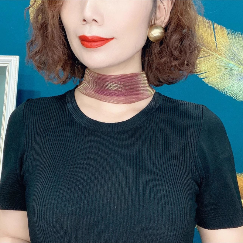 Полиестерен триъгълен шал, съдържа над 96% полиестер, плоско тъкане, летен релиз 2025, стил ниша