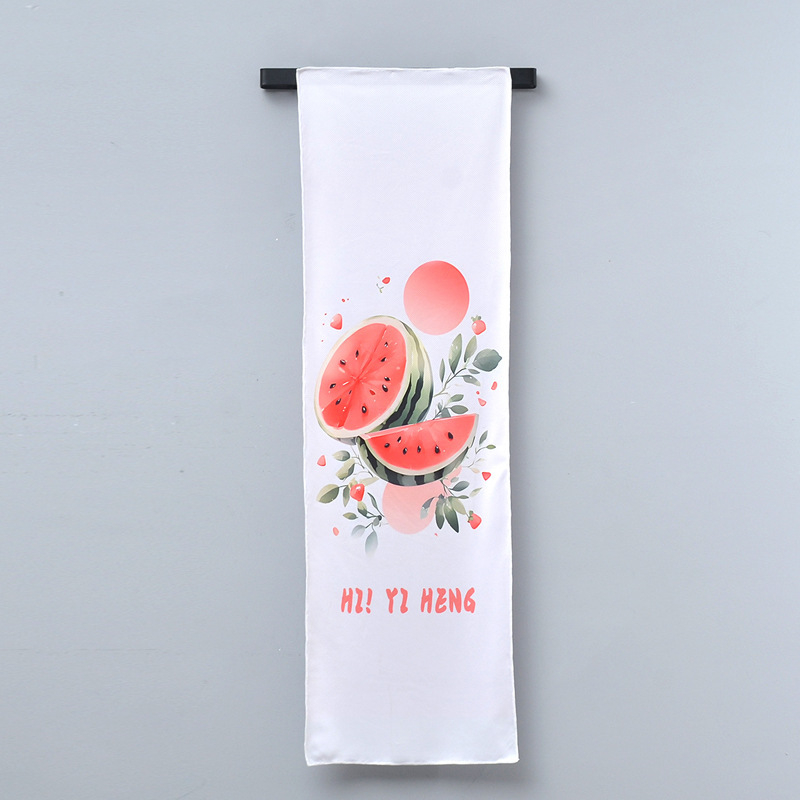 Sporttörölköző, ice-silk, gyors száradás, verejték felszívódása, hűsítő, hordozható