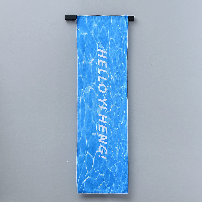 Sporttörölköző, ice-silk, gyors száradás, verejték felszívódása, hűsítő, hordozható