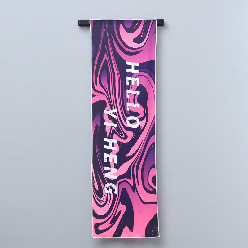 Sporttörölköző, ice-silk, gyors száradás, verejték felszívódása, hűsítő, hordozható