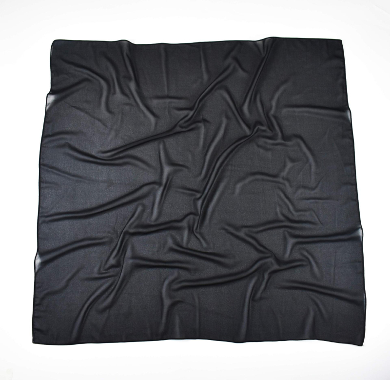 Шал от перлен шифон – квадратен, за всички сезони, с опция за персонализация