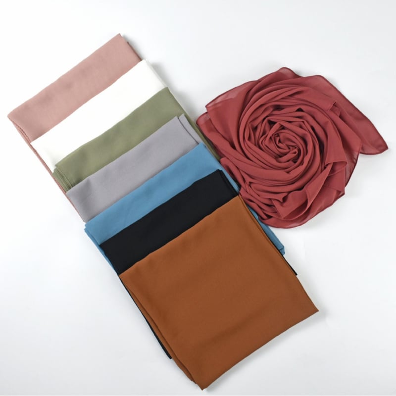 Шал от перлен шифон – квадратен, за всички сезони, с опция за персонализация