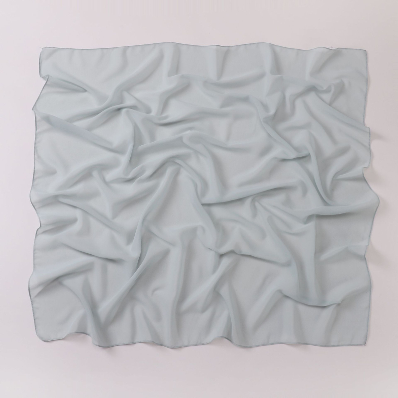 Шал от перлен шифон – квадратен, за всички сезони, с опция за персонализация