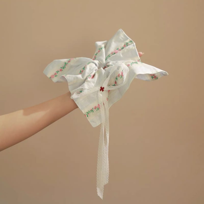 Auduma matu lentīte – svītrainu rakstu, roku darbs, rudens 2024, brīvs stil, svaigs un salds izskats