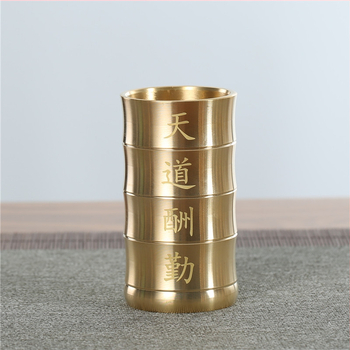 Žalvarinis arbatų ceremonijos priedų rinkinys – šeši ponai, Skandinavijos stilius