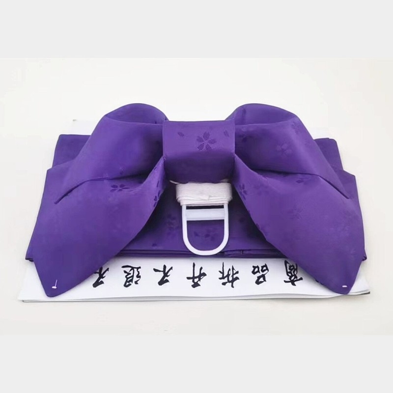 Kimonu za žene u japanskom stilu s reljefnim pojasom i mašnicom za glavu – dodaci za kimono; Materijal: tkanina; Kopča pojasa: pleteni; Način zatvaranja: drugi; Tehnologija obrade: pletene cvijeće