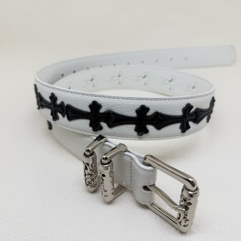 PU kožni kaiš s uzorkom ličića, kopča od legure, kopčanje iglom, vez i jacquard detalji