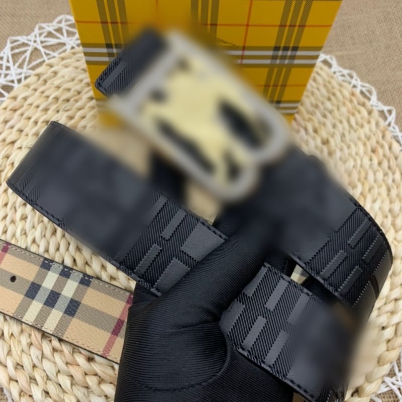 Vyrų diržas – paprastas, kasdieninis klasikinis stilius, plotis 2-4 cm, įspausta split oda, sagtis iš lydinio