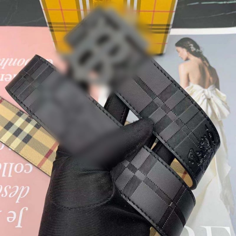 Vyrų diržas – paprastas, kasdieninis klasikinis stilius, plotis 2-4 cm, įspausta split oda, sagtis iš lydinio