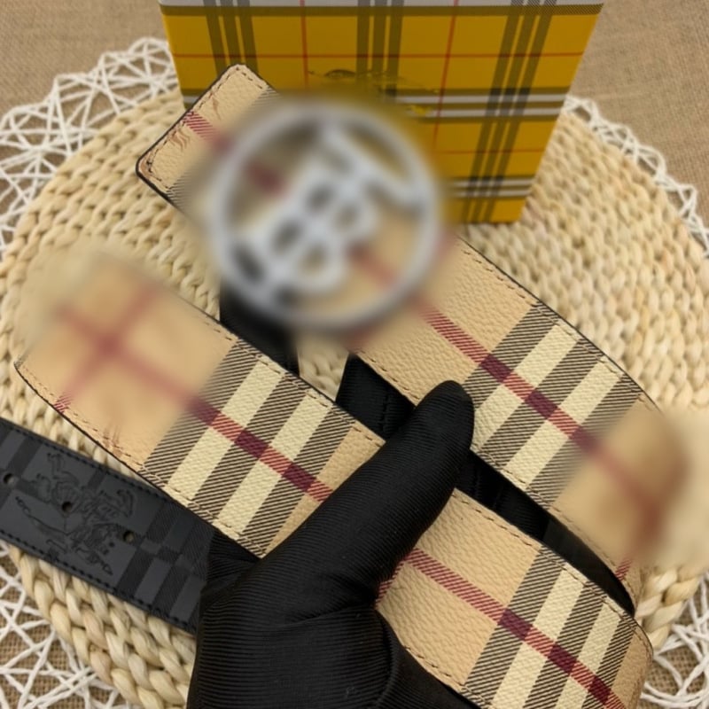 Vyrų diržas – paprastas, kasdieninis klasikinis stilius, plotis 2-4 cm, įspausta split oda, sagtis iš lydinio