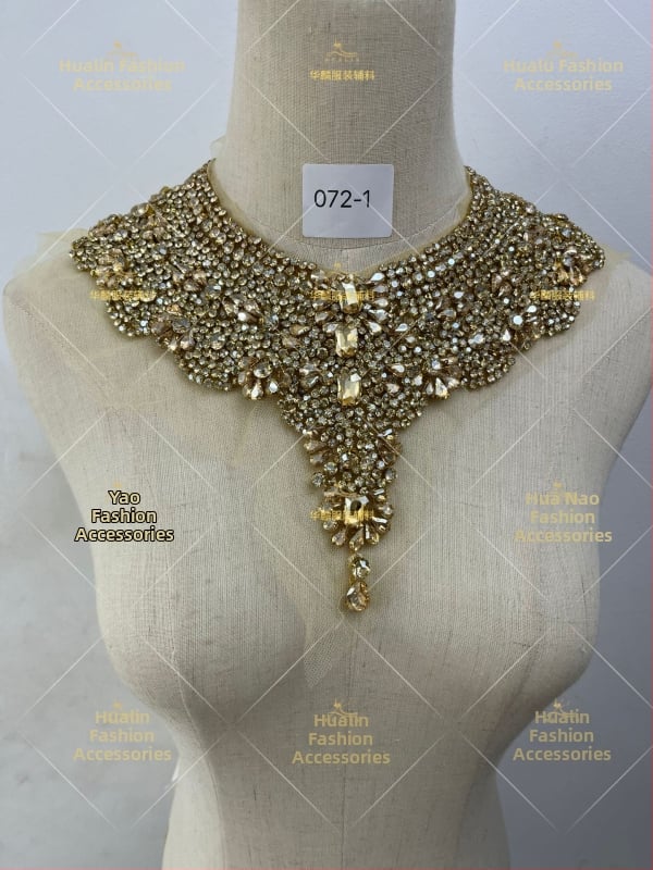 Απλίκα για λαιμό με κεντήματα από χάντρες και κρύσταλλα - Βαρύ χειροποίητο κέντημα, DIY αξεσουάρ για νυφικά και χορευτικά φορέματα