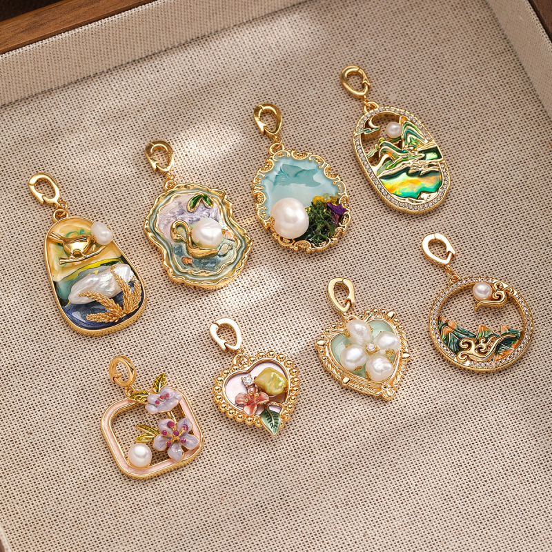 Nala perlų vėrinių pakabukas su dažytu emalu ir alyvos lašų efektu, geometrinė forma