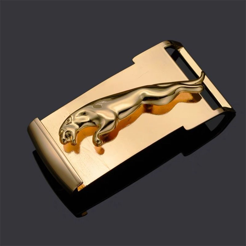 Diržo sagtis su smeigtuku, kasdienis stilius, 2025 m. pavasaris