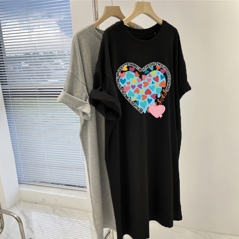 Lagana ljetna noćna haljina – duga haljina u stilu T‑haljine s okruglim izrezom i 3/4 rukavima, milk silk tkanina, 95–100% poliester, 161–180 g/m2