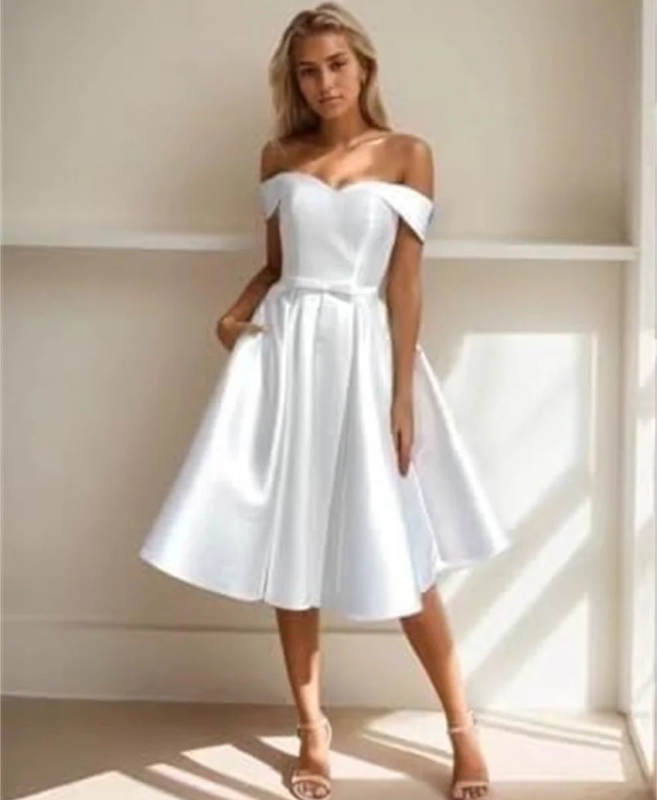 Елегантна вечерна рокля в стил A‑линия, сатен, без презрамки (off-shoulder), дълга, полиестерна материя 70–80%