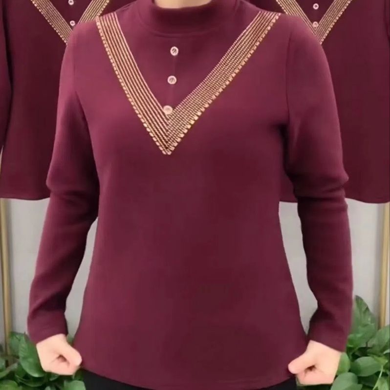 Sievietes pamata T-krekls ar pusaugstā apkakle, triacetāta audums, retro-literārs stils, garums 50–65 cm