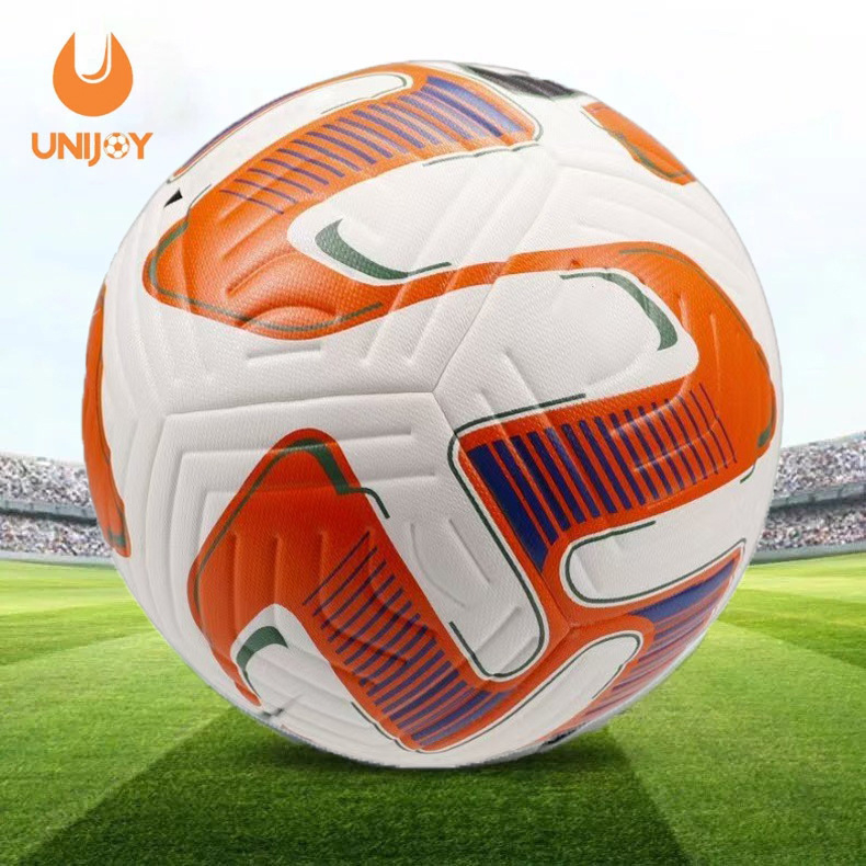 PU materjaliga jalgpall, liimõmblused, logotüübi trükkimine saadaval, kohandamine võimalik, sobib jalgpallile ja jalavõrkpallile