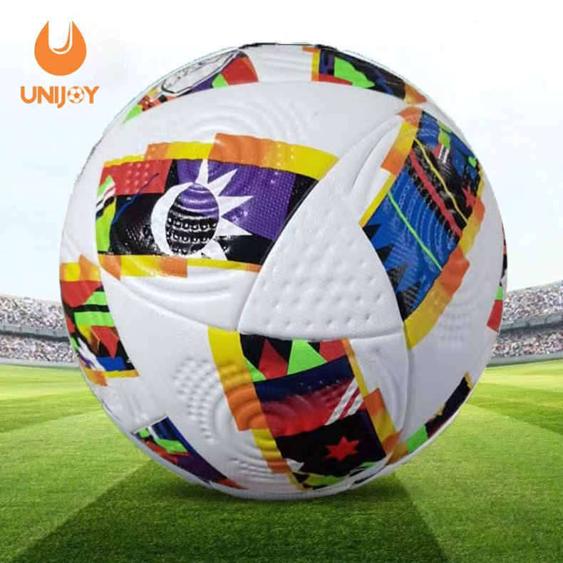 PU materjaliga jalgpall, liimõmblused, logotüübi trükkimine saadaval, kohandamine võimalik, sobib jalgpallile ja jalavõrkpallile