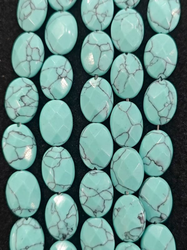 Perle: jajolike dvostruko facetirane od prirodnog ahata; Podrijetlo: Qingdao; Obrada: Drugo; Stil: Personalizirani stil