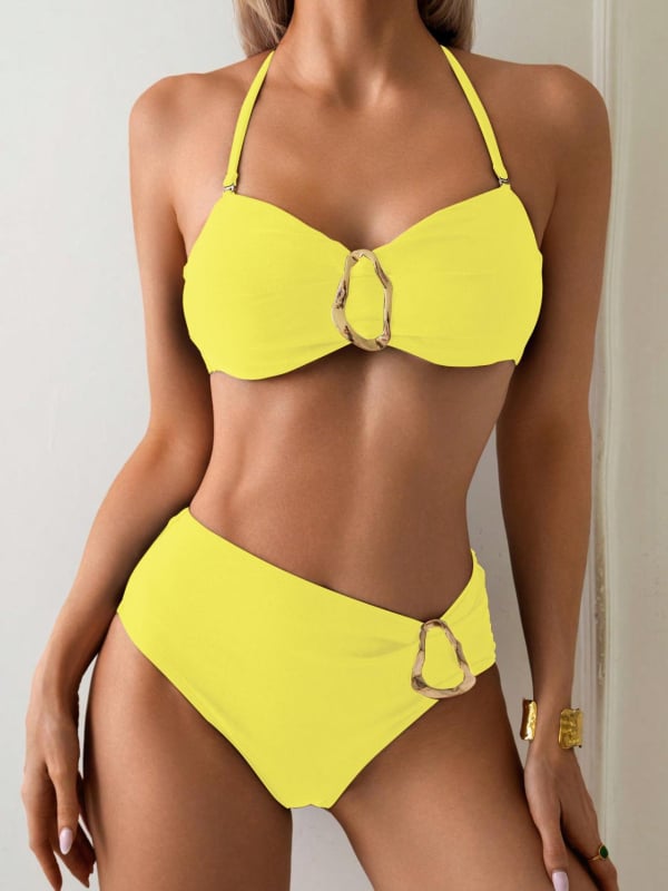 Двучастков бански за плуване с подплънки за гърдите, без метална подпора, Nylon 80/20; подплата: полиестер 80/20; тегло 180 g; без ръкави; долна част: бикини